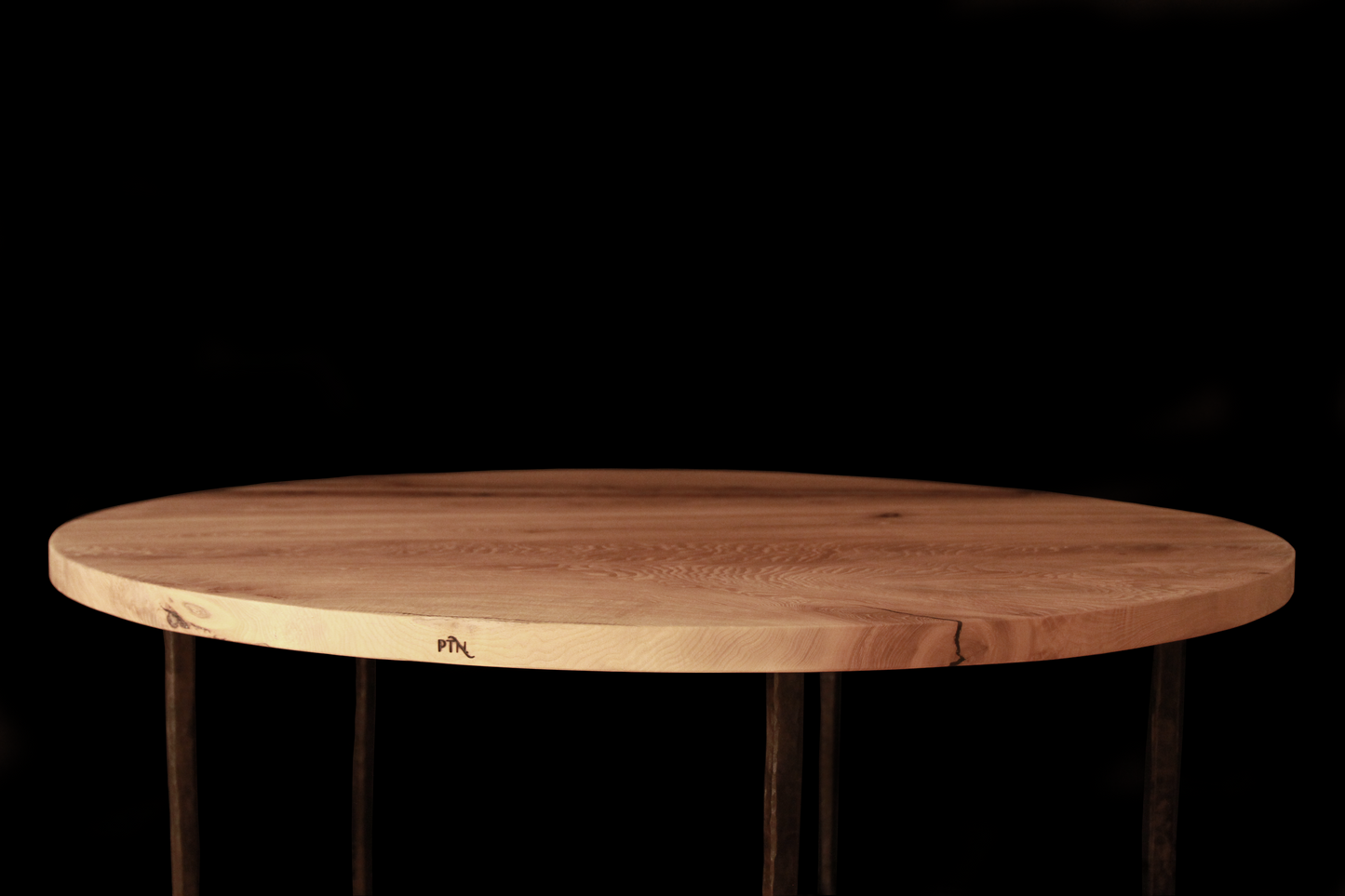 Schultz Dining table